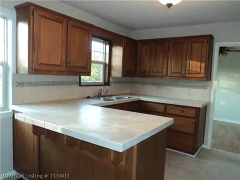 7608 Alice Ln, Fort Smith, AR 72903 photo 5