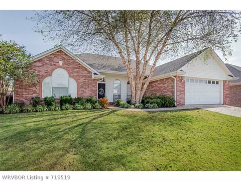 7001 Red Pine Dr, Fort Smith, AR 72916 photo 2