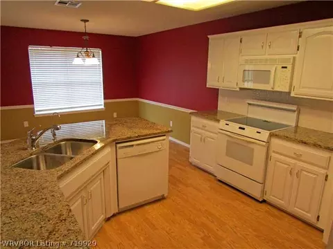 7112 Red Bud Cir, Fort Smith, AR 72916 photo 6