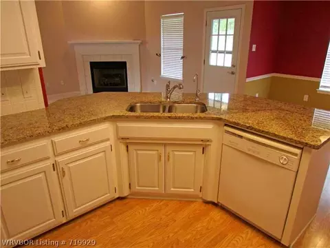 7112 Red Bud Cir, Fort Smith, AR 72916 photo 9