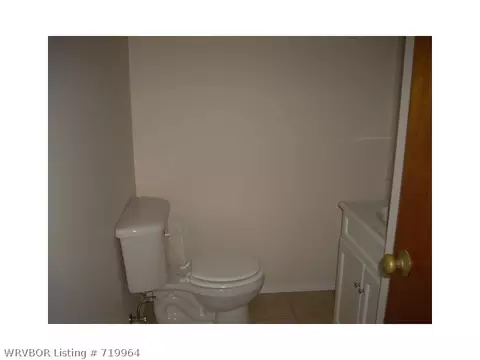 615 Cavanaugh Rd, Fort Smith, AR 72908 photo 9