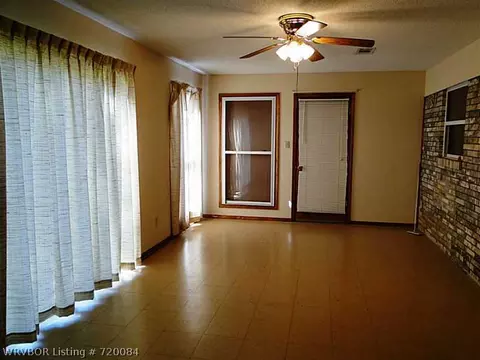 259 E Knoxville Cir, Greenwood, AR 72936 photo 6