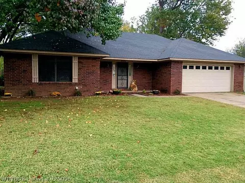 2306 Meadow Ln, Barling, AR 72923 photo 1