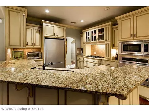 8411 Meadow Oaks Ln, Fort Smith, AR 72903 photo 5
