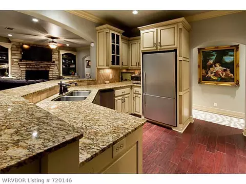 8411 Meadow Oaks Ln, Fort Smith, AR 72903 photo 4