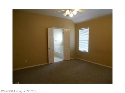 702 Jessie Dr, Lavaca, AR 72941 photo 11