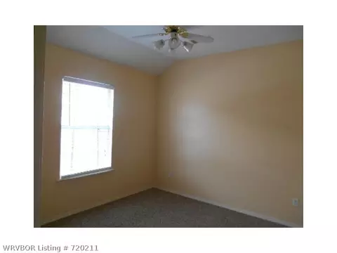 702 Jessie Dr, Lavaca, AR 72941 photo 17