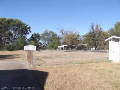 821 N 3rd St, Ozark, AR 72949 photo 5