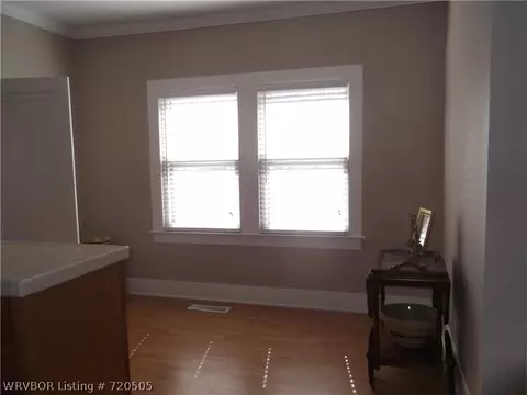 821 N 3rd St, Ozark, AR 72949 photo 10