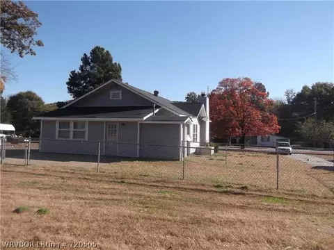 821 N 3rd St, Ozark, AR 72949 photo 2