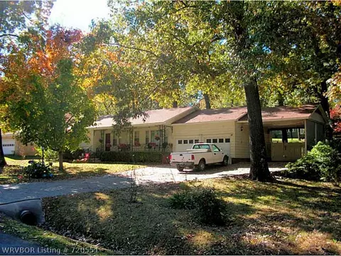 1323 N 56th Ter, Fort Smith, AR 72904 photo 2