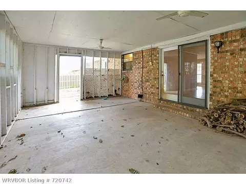9111 Skypark Dr, Fort Smith, AR 72903 photo 17