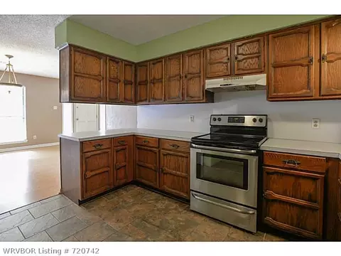9111 Skypark Dr, Fort Smith, AR 72903 photo 8