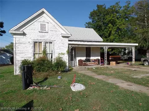 302 Carney St, Paris, AR 72855 photo 2