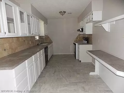 100 Couch St, Pocola, OK 74902 photo 4