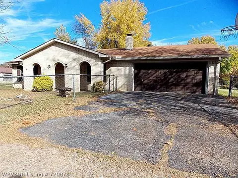100 Couch St, Pocola, OK 74902 photo 1