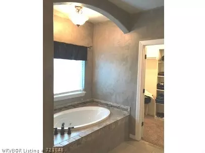 3708 Bugscuffle Rd, Lavaca, AR 72941 photo 18