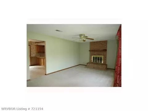 302 Darlene Dr, Mansfield, AR 72944 photo 4