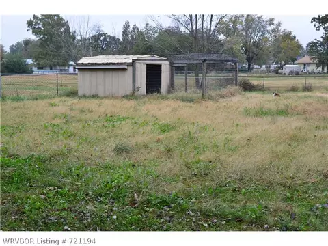 302 Darlene Dr, Mansfield, AR 72944 photo 9