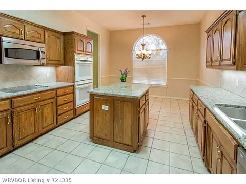 6510 Fieldcrest Dr, Fort Smith, AR 72916 photo 9