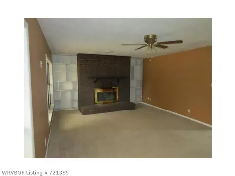 8323 Colony Ln, Fort Smith, AR 72908 photo 2