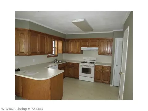 8323 Colony Ln, Fort Smith, AR 72908 photo 4
