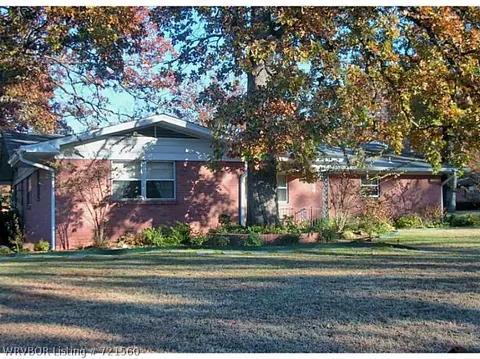 3319 S 40th St, Fort Smith, AR 72903 photo 2