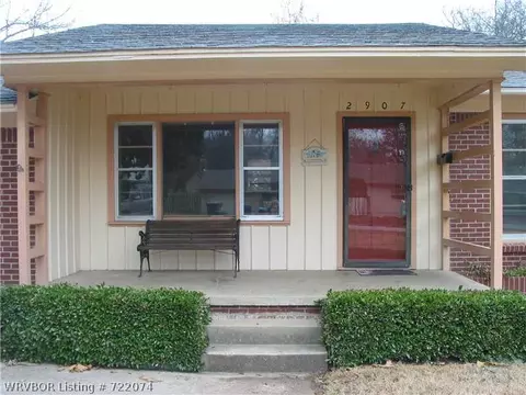 2907 Pendell Ln, Fort Smith, AR 72901 photo 3