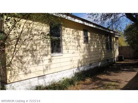 2212 N 30th St, Fort Smith, AR 72904 photo 13