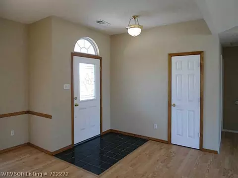 5 Kelly Cir, Lavaca, AR 72941 photo 2