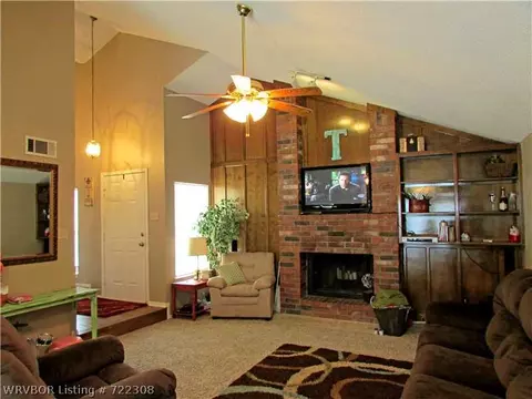5 Cambridge Ct, Fort Smith, AR 72903 photo 2