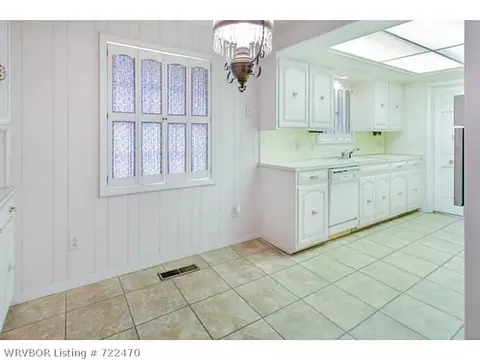 3209 S 31st St, Fort Smith, AR 72901 photo 8
