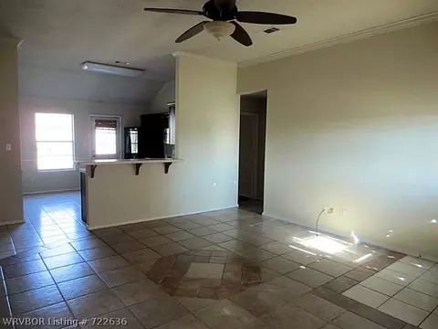 106 Lexington Way, Barling, AR 72923 photo 6