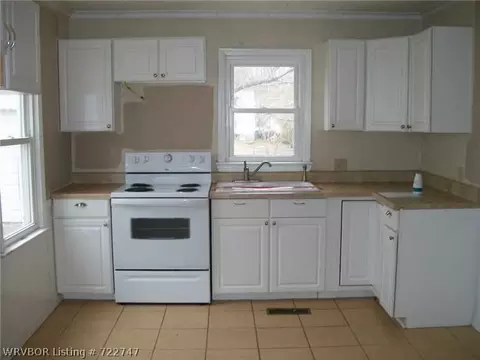 1448 N 37 St, Fort Smith, AR 72904 photo 3