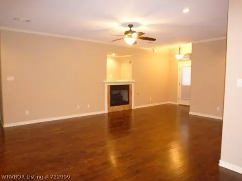 6211 Red Cedar Cir, Fort Smith, AR 72916 photo 2