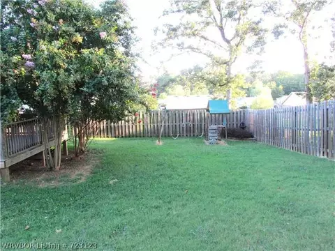 1105 10th St, Barling, AR 72923 photo 17
