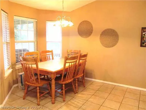 1105 10th St, Barling, AR 72923 photo 6
