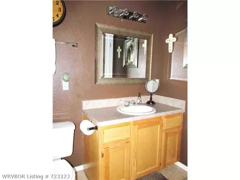 1105 10th St, Barling, AR 72923 photo 10