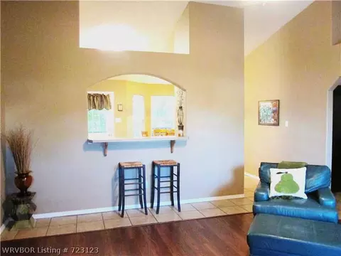 1105 10th St, Barling, AR 72923 photo 8