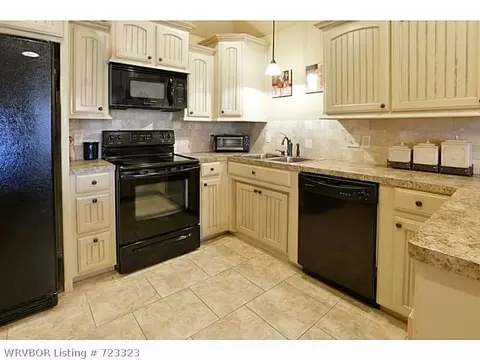 607 Trenton Dr, Fort Smith, AR 72901 photo 9