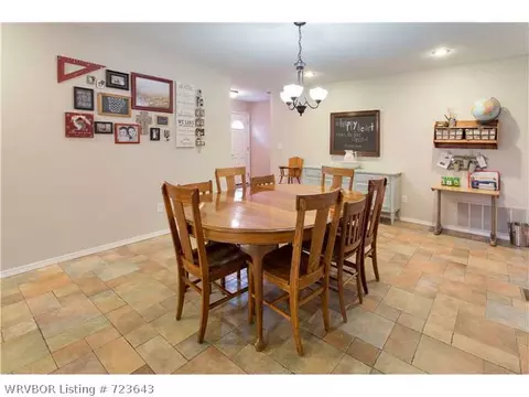 10707 Hunters Point Rd, Fort Smith, AR 72903 photo 7