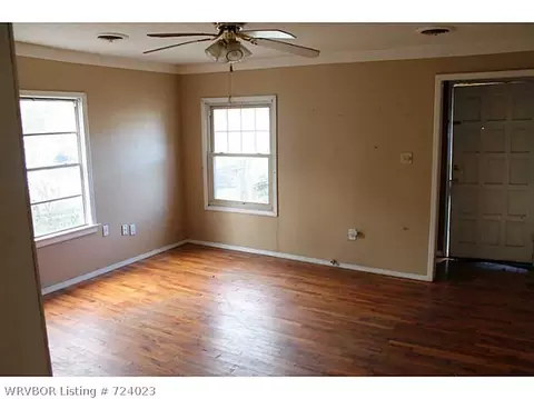 2012 N 8 St, Fort Smith, AR 72901 photo 4