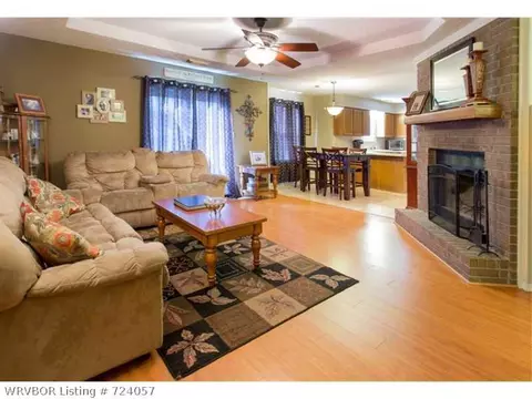 701 J St, Barling, AR 72923 photo 3