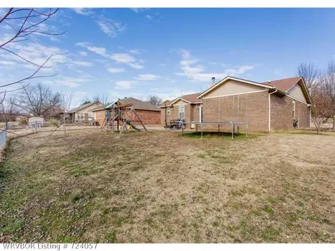 701 J St, Barling, AR 72923 photo 15