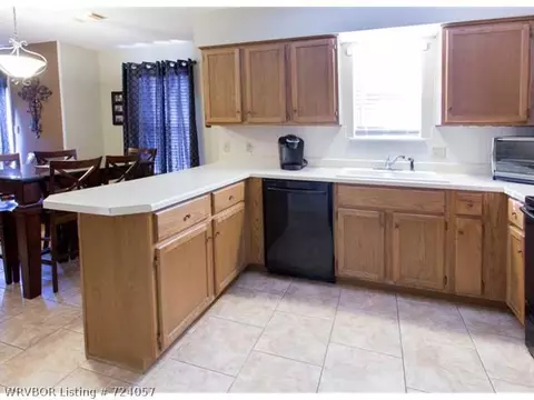 701 J St, Barling, AR 72923 photo 5