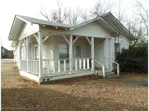 405 E Howard St, Mansfield, AR 72944 photo 1
