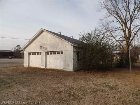 405 E Howard St, Mansfield, AR 72944 photo 3