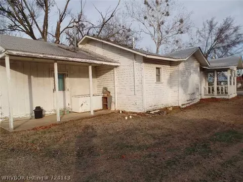 405 E Howard St, Mansfield, AR 72944 photo 2
