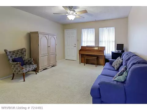1388 15th Ter, Barling, AR 72923 photo 3