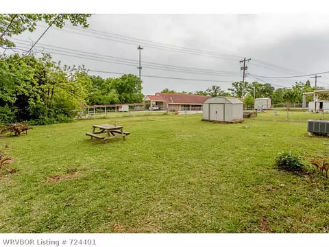 1388 15th Ter, Barling, AR 72923 photo 16